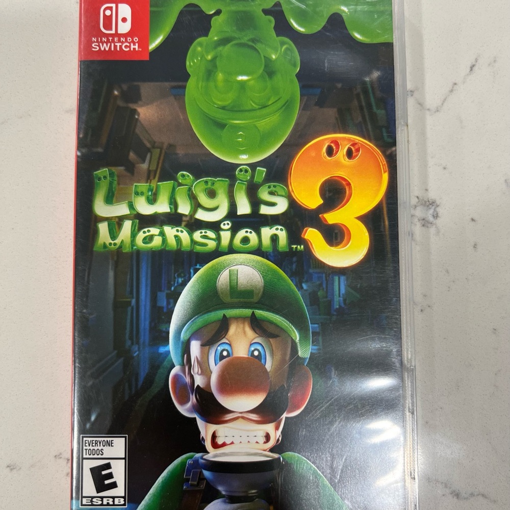 *SOLD* Luigi's Mansion 3